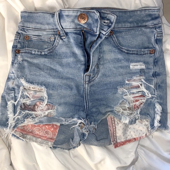 American Eagle Shorts - Picture 2 of 4